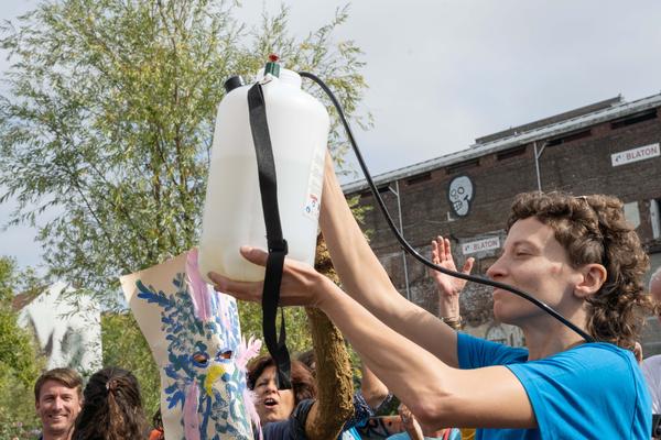 Les eaux du Lago Bullicante et du Marais Wiels sont mélangées (image: Bea Borgers) Les eaux du Lago Bullicante et du Marais Wiels sont mélangées (image: Bea Borgers)